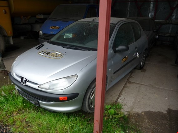 Used Peugeot 206 Hatchback 2CHFXF 1 Pkw for Sale (Auction Premium) | NetBid Industrial Auctions